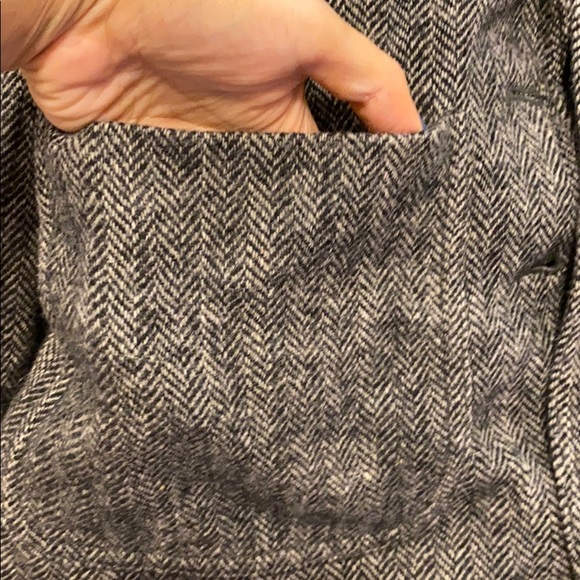 Lovely Club Monaco Blazer - Picture 3 of 10